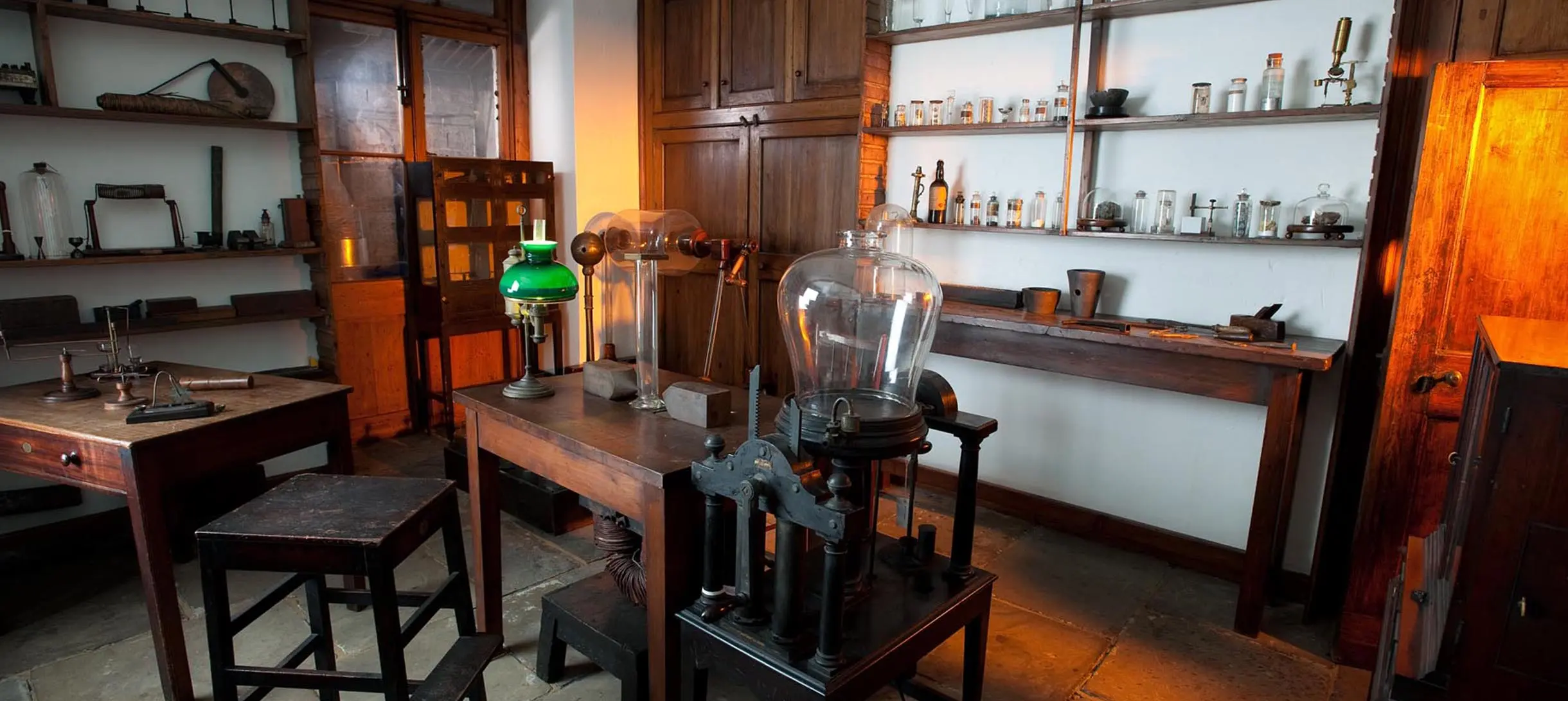 Faraday's magnetic laboratory