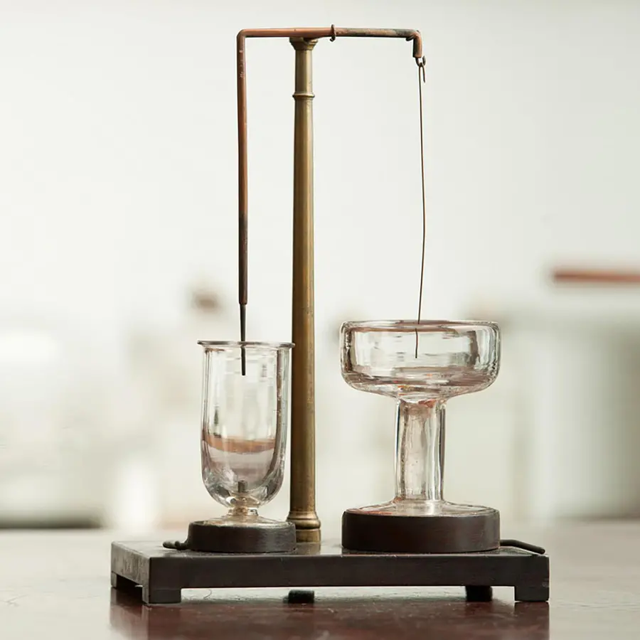 Faraday's electric motor