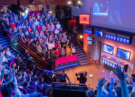 The 2015 CHRISTMAS LECTURES 'How to survive in space'