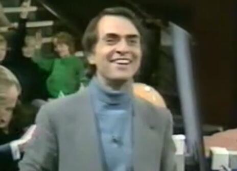 Carl Sagan smiling with audience of children during CHRISTMAS LECTURES