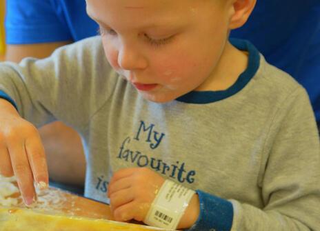 Patient Oliver having fun with ExpeRimental activities